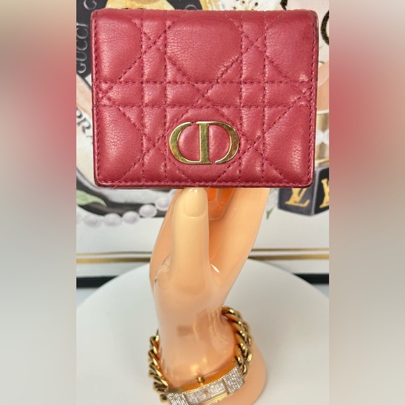 DIOR Cannage Quilted Compact Trifold Wallet ๐โค๏ธ๐ฅ - Picture 13 of 17